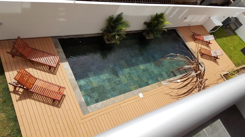 Flic En Flac Beach Penthouse Esterno foto